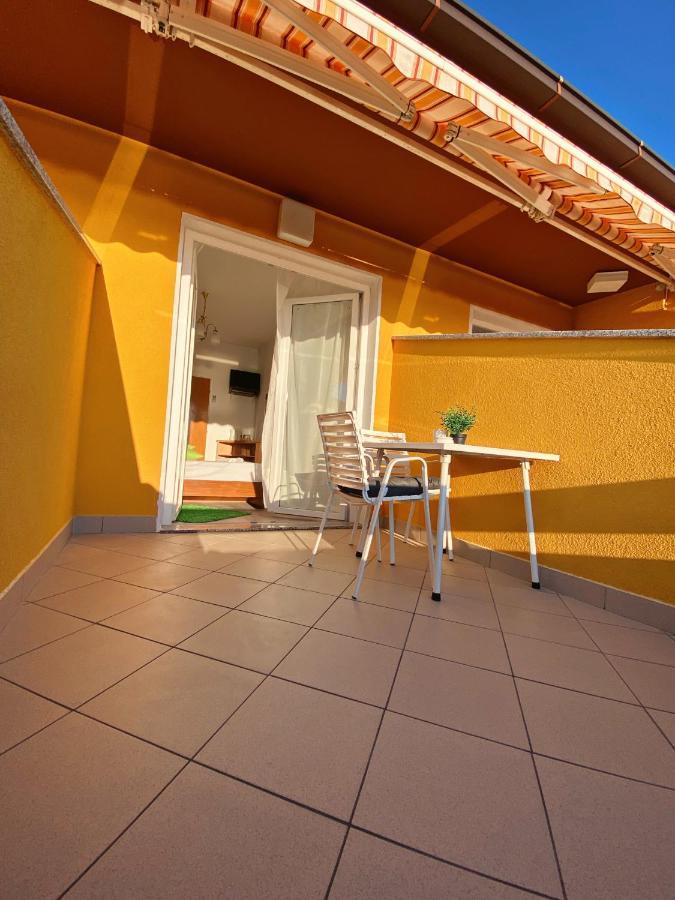 The Manzoni Family 2 Hotel Punat Exterior photo